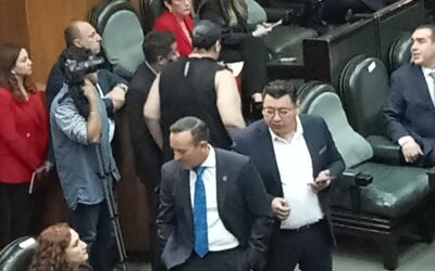 El Congreso del Estado “arde” en insultos y agresiones verbales tras elección de la Mesa Directiva