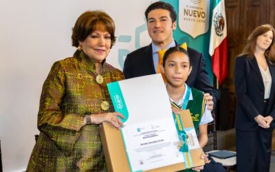 Reconoce Samuel García a 28 alumnas y alumnos ganadores del certamen educativo