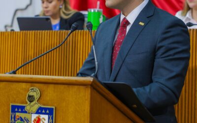 Pide Jesús Elizondo a alcaldes tomar cartas en el asunto en temas de vivienda