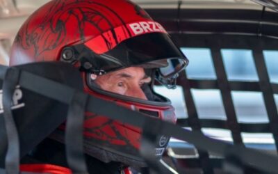 Video: Keanu Reeves pierde control de su auto en debut como piloto profesional