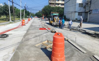 Avanza reconstrucción de pavimento hidráulico en Filósofos y en Óscar F. Castillón