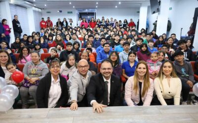 Unen corazones DIF Monterrey y Preparatoria 15 Madero por la inclusión