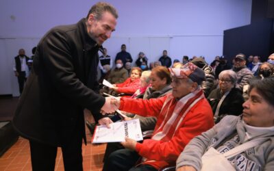 Entrega Gobierno de Monterrey 300 testamentos a familias regiomontanas