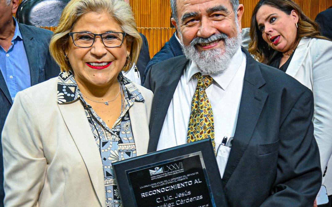 Reconoce Congreso al líder sindical Jesús González Cárdenas