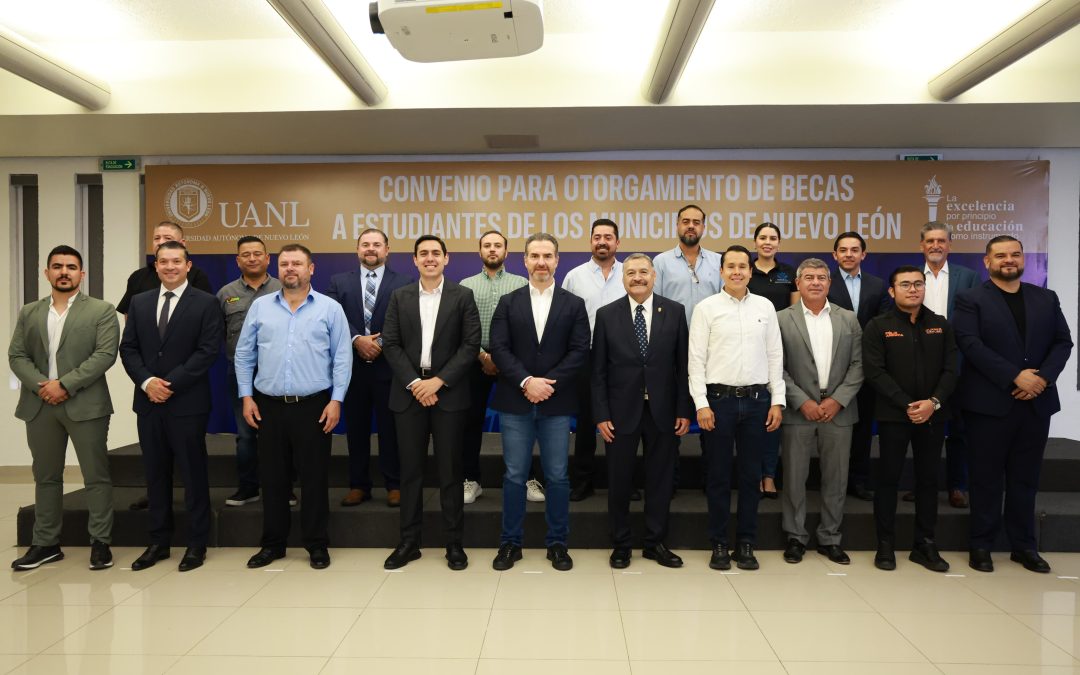 Acuerda Gobierno de Monterrey con UANL otorgamiento de becas a estudiantes
