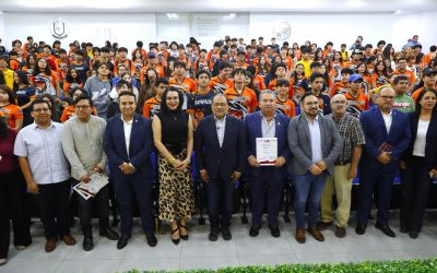 COMPARTEN EN FORO DIRIGIDO A ESTUDIANTES NUEVOS HALLAZGOS DE MARIANO ESCOBEDO