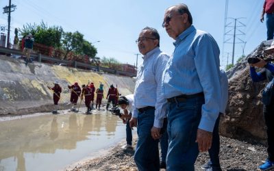 Escobedo hace trabajos de rehabilitación y mantenimiento de drenaje pluvial
