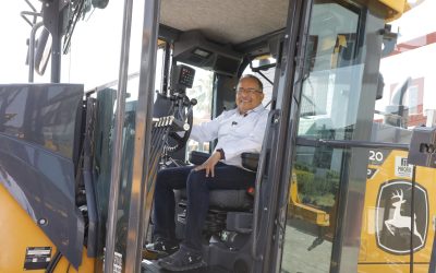 Escobedo se “pone guapo” con equipo y maquinaria