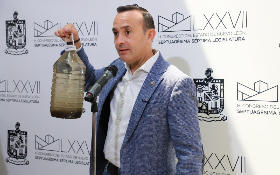 Carlos de la Fuente denuncia descarga de aguas contaminadas al arroyo El Ayancual