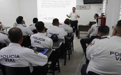 Capacitan en Escobedo a elementos de tránsito para saber cómo actuar durante “choquecitos”