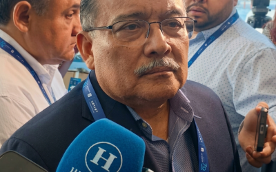 “Me siento fuerte y vigoroso”: Andrés Mijes alza la mano para la gubernatura de Nuevo León