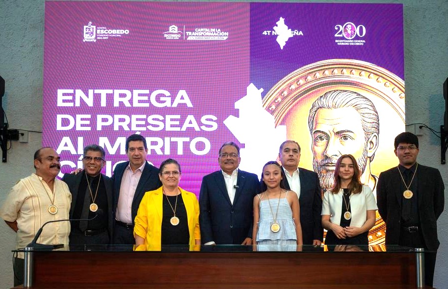 Reconoce Escobedo a transformadores norteños con medalla Capitán José de Treviño