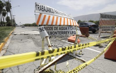 Trabajos inconclusos de Agua y Drenaje en Escobedo dejan constantes fugas de aguas negras