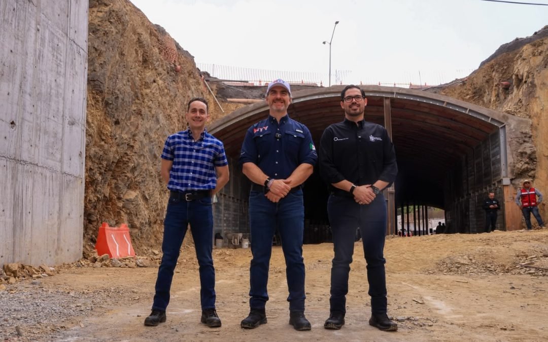 Recorre Adrián de la Garza Circuito Vial Huajuco con alcaldes de Santiago y Allende