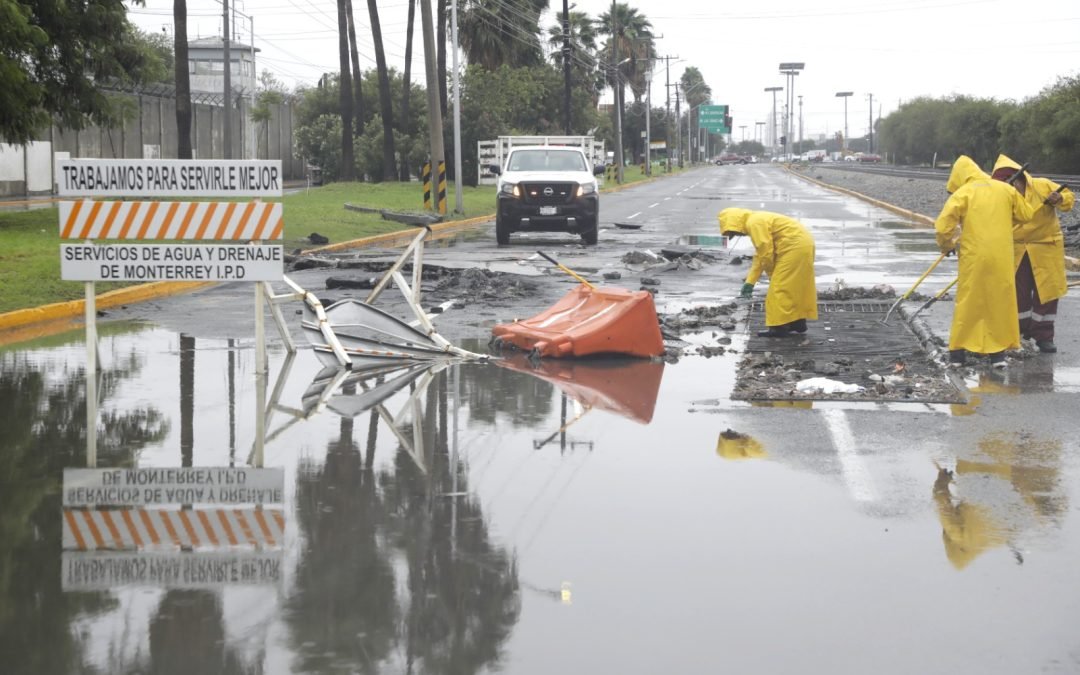 Obras inconclusas de Agua y Drenaje empeoran situación de Escobedo por las lluvias